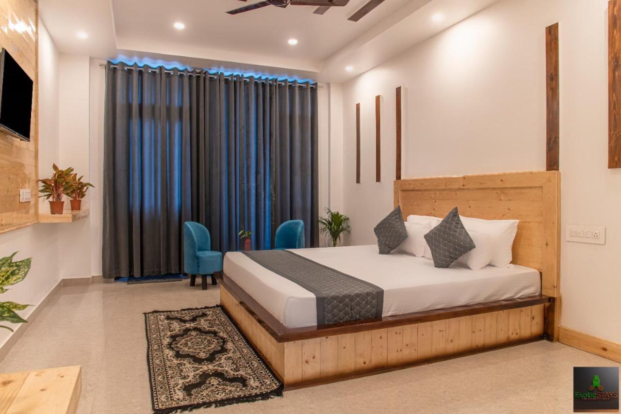 The Hillside Inn Kasauli By Exotic Stays Экстерьер фото