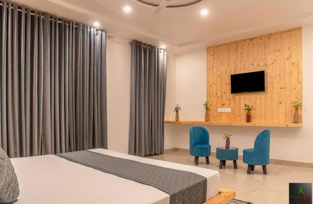 The Hillside Inn Kasauli By Exotic Stays Экстерьер фото